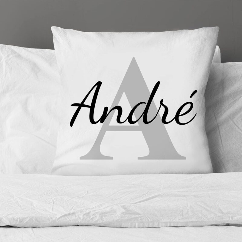 LOOXIS Personalisiertes Kissen mit Namen Bedruckt – 40x40 cm, Rückseite farbig, Leinenhaptik, Kalligraphie – Geschenkidee Männer, Frauen, Jahrestag, Einzug – Schwarz – Bild 4