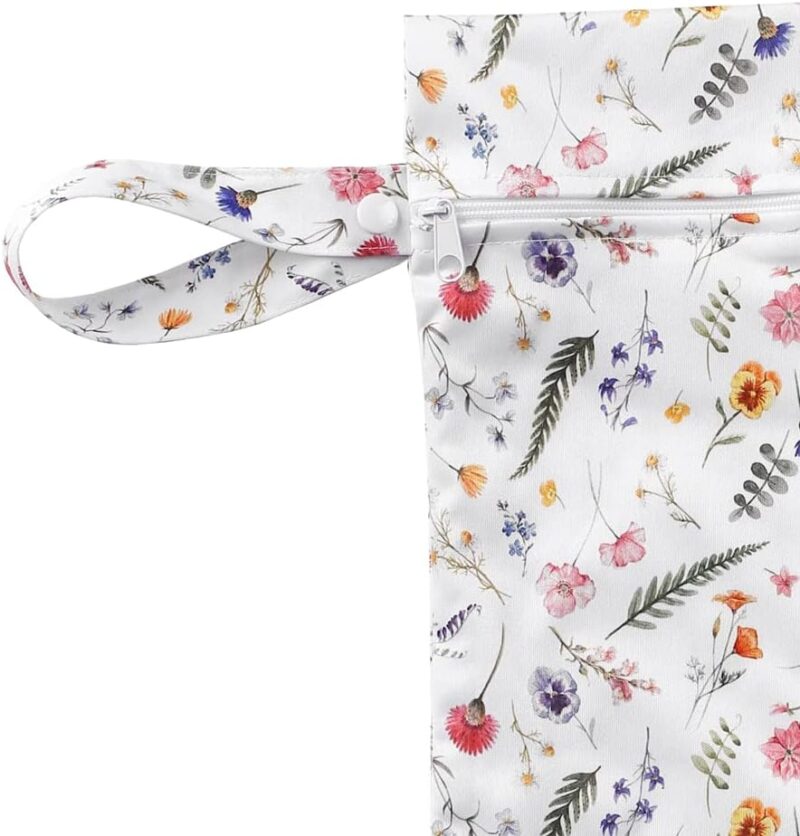 XKKO - wasserabweisende Nasstasche - Wetbag mit Schlaufe - Gr. M Farbe Sommerwiese – Bild 2