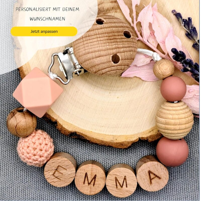 Storchenkind® - Personalisiertes Baby-Geschenk mit Namen - Mädchen/Jungen | verschiedene Farb-Varianten | inkl. Geschenkverpackung | lasergravierte Holzbuchstaben – Bild 3
