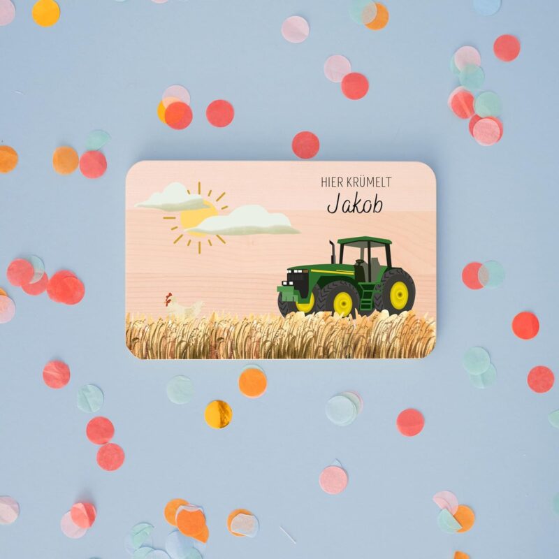 Bärenfreunde® - Individuelles Holzbrett mit hochwertigem Spezial-Druck für Kinder - Personalisiertes Frühstücksbrettchen - Niedliche Motiv-Brettchen mit Namen (Traktor GRÜN) – Bild 2